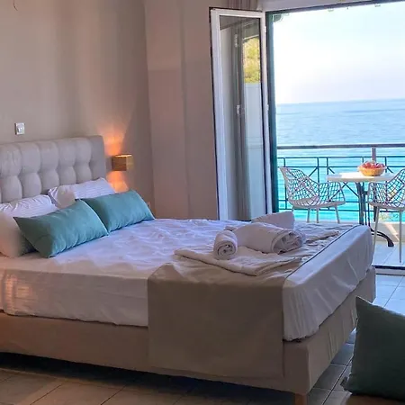 Sunset Premium Studio 5 Apartment *