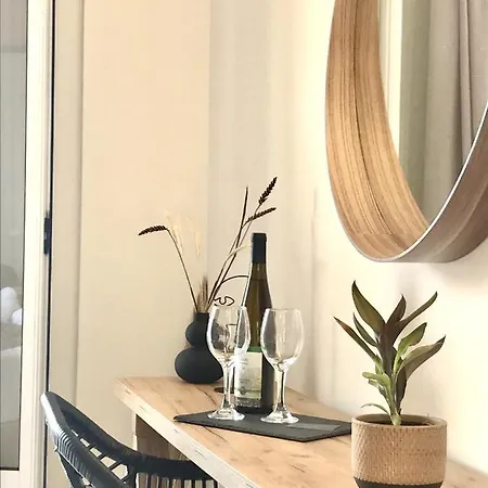 Sunset Premium Studio 5 Apartment *